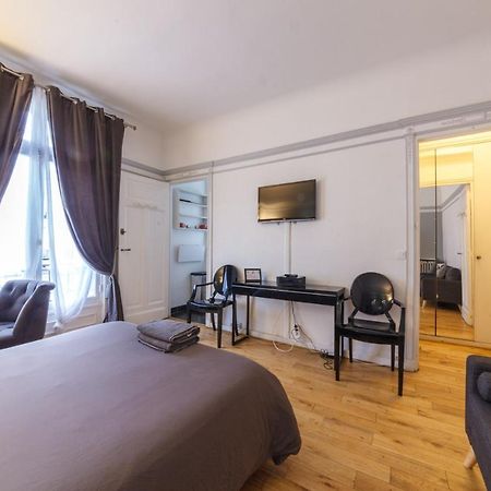 Private Studio - Avenue Des Champs-Elysees Apartman Párizs Kültér fotó