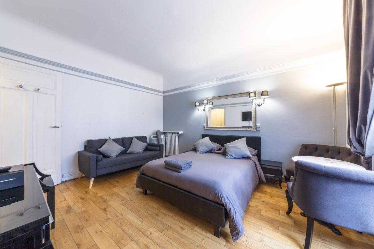 Private Studio - Avenue Des Champs-Elysees Apartman Párizs Kültér fotó